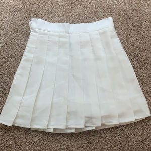white tennis skirt